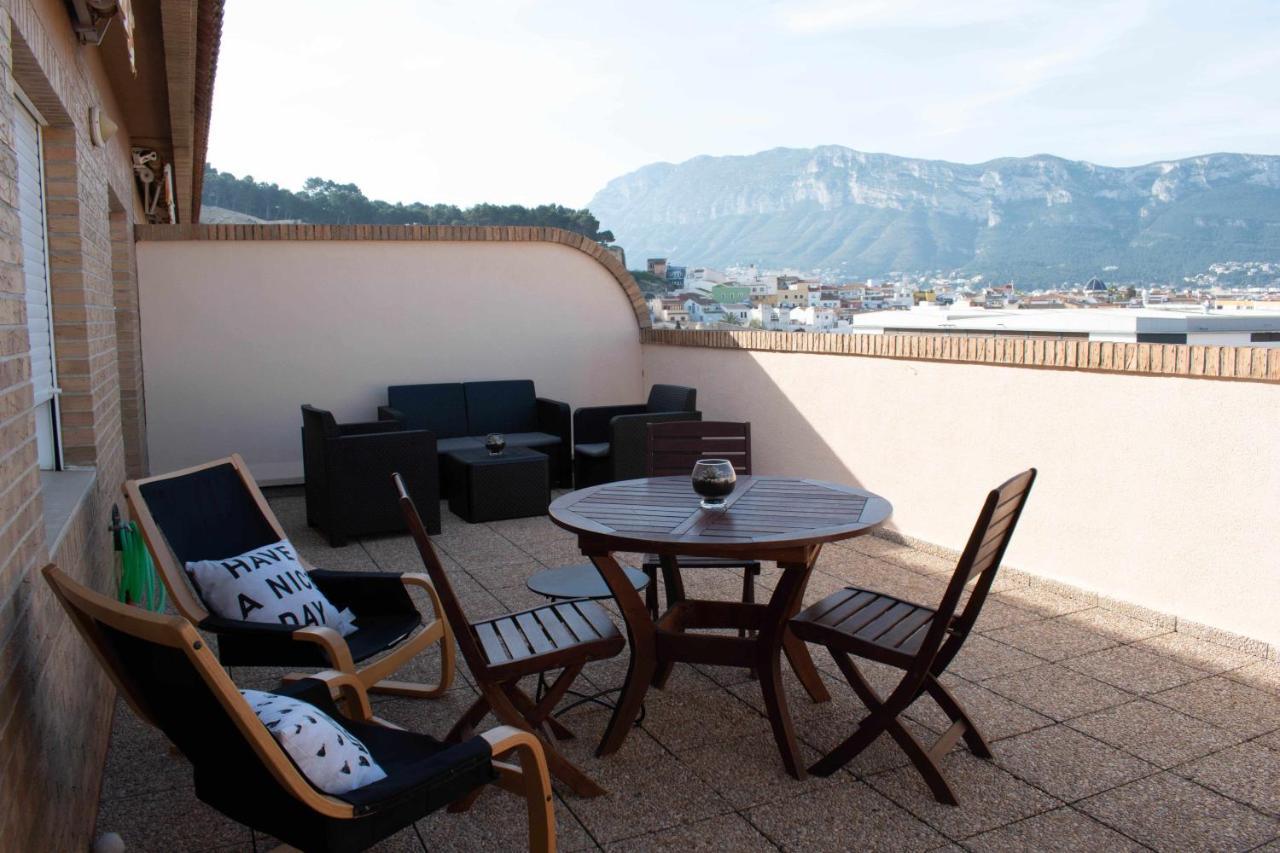 Atico Con Vistas Al Castillo Al Lado Del Mar Dénia Eksteriør billede